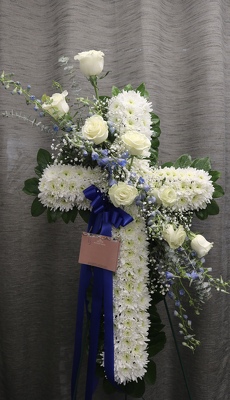 Cross Easel from Kelley's Florist in Lake Placid, FL